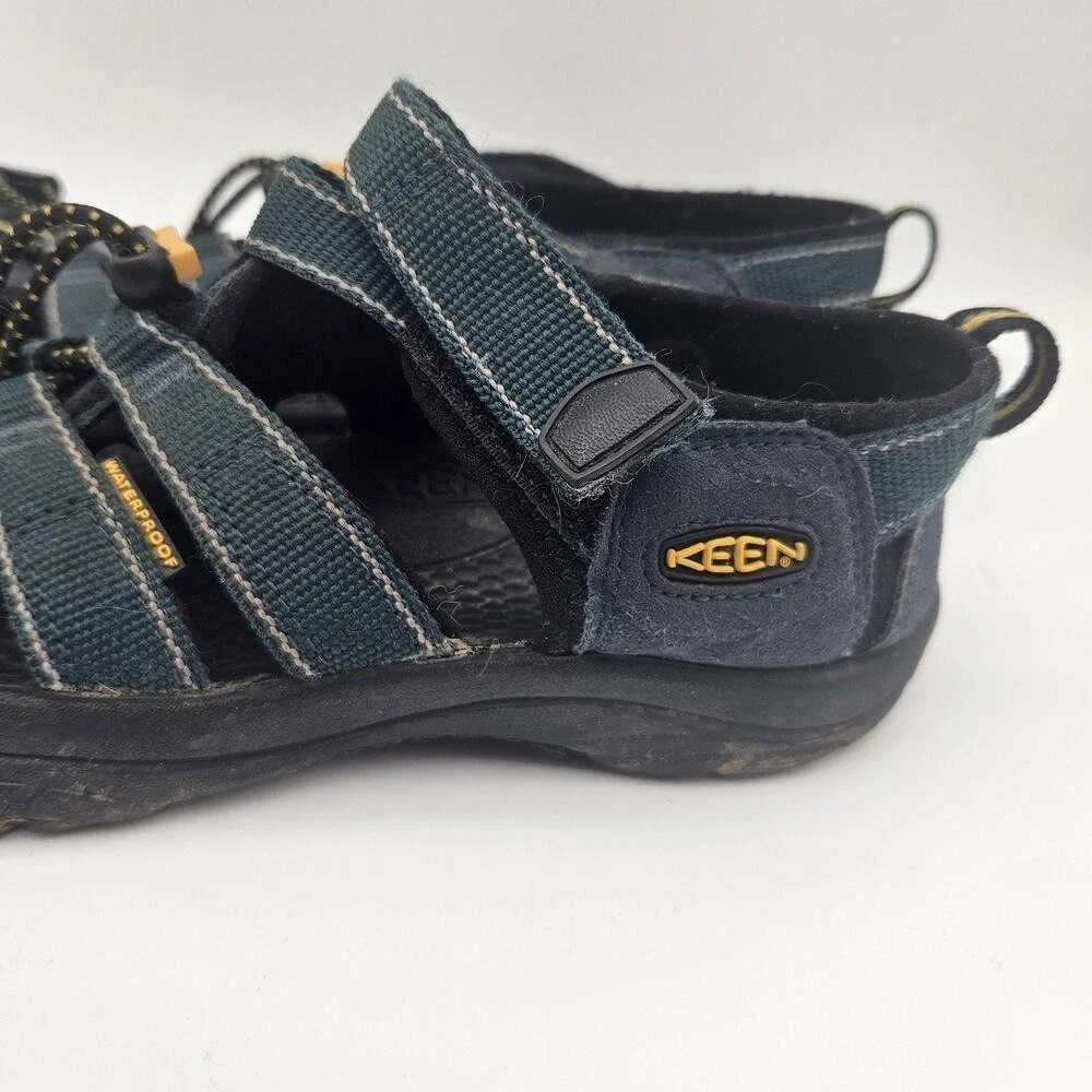 Keen Newport H2 Shoes KIDS Size 5 Blue Waterproof Sandals Hiking Outdoor Water‎